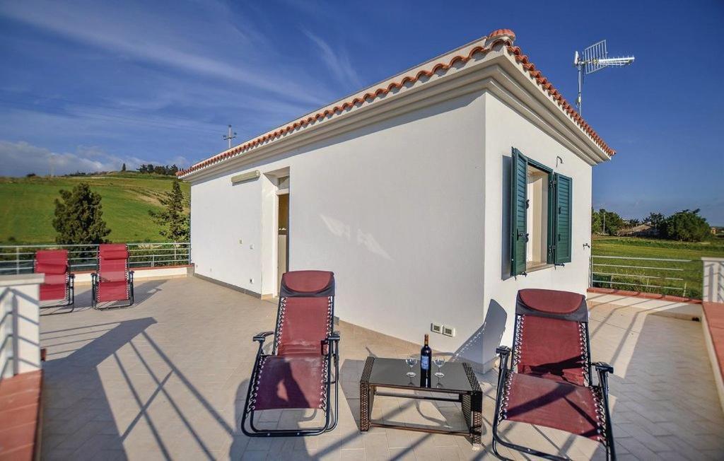 Villa Teresa Tra Il Mare E La Campagna 멘피 외부 사진